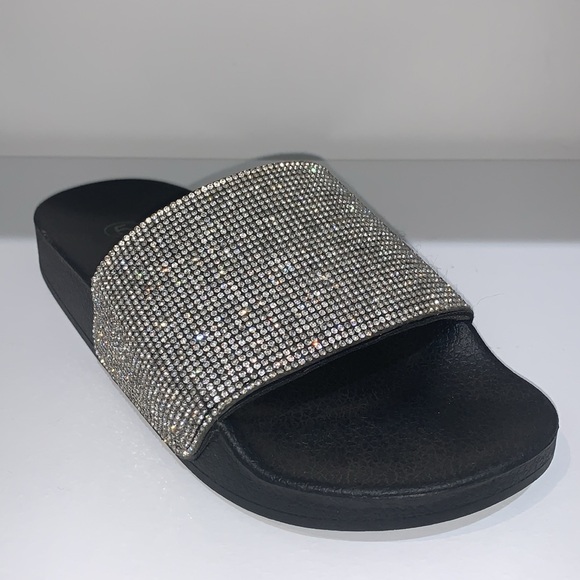 SPARKLY RHINESTONE BLACK SLIDES - Picture 5 of 8